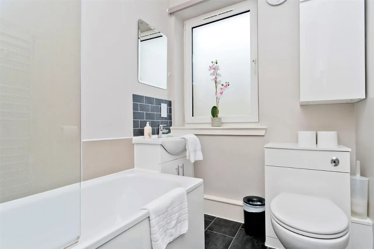 Charming Old Town 2 Bed Apt, 2Mins From Royal Mile Edimburgo 0*,