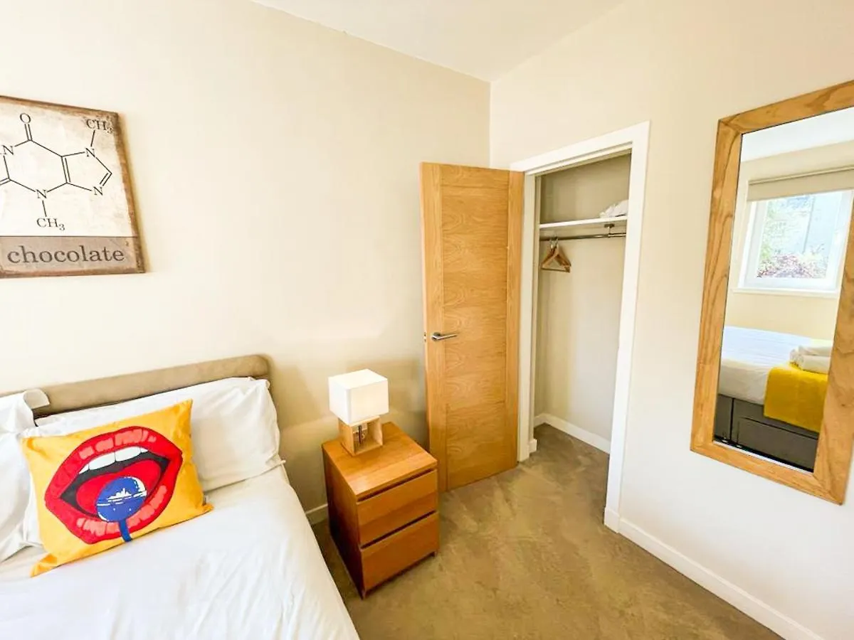 Charming Old Town 2 Bed Apt, 2Mins From Royal Mile Edimburgo Apartamento